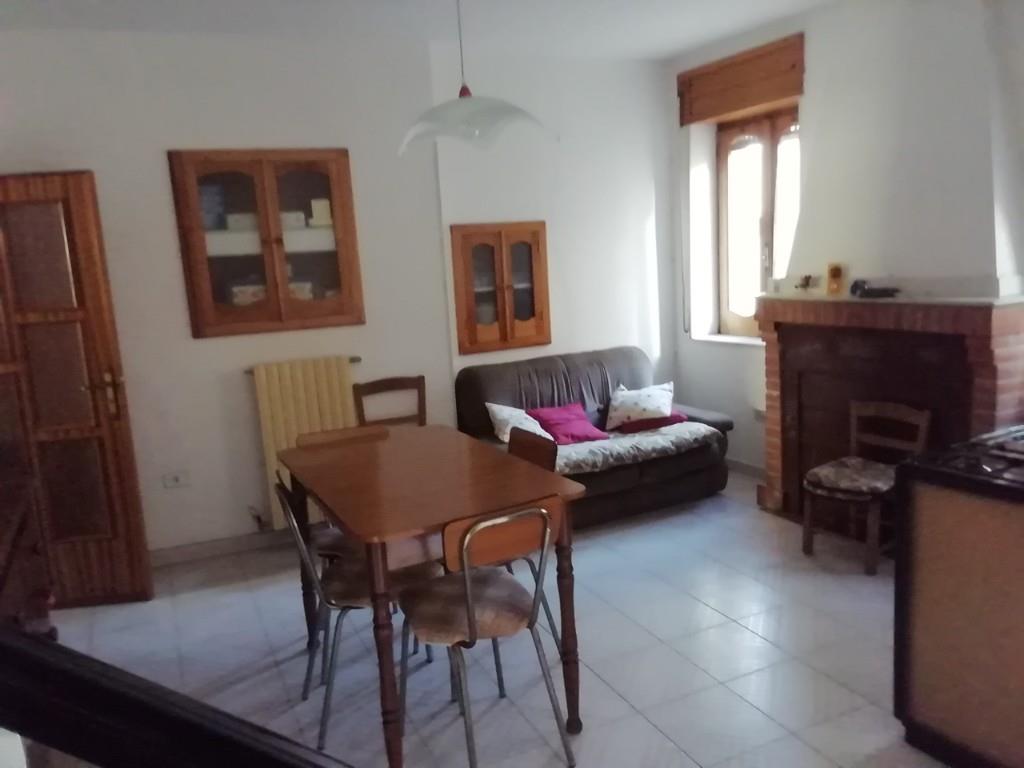 casa indipendente in vendita a Teana