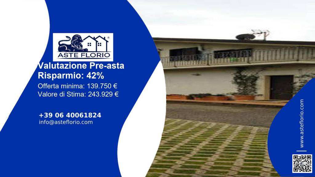 casa indipendente in vendita a Tito