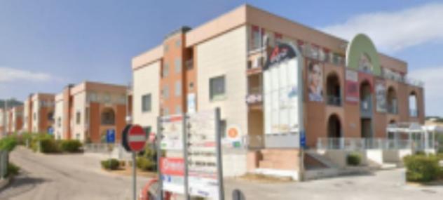 negozio in vendita a Tito