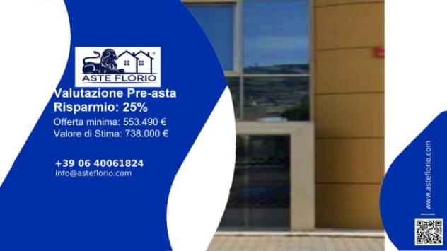 negozio in vendita a Tito