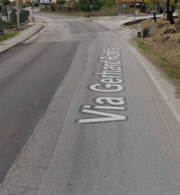 negozio in vendita a Tito