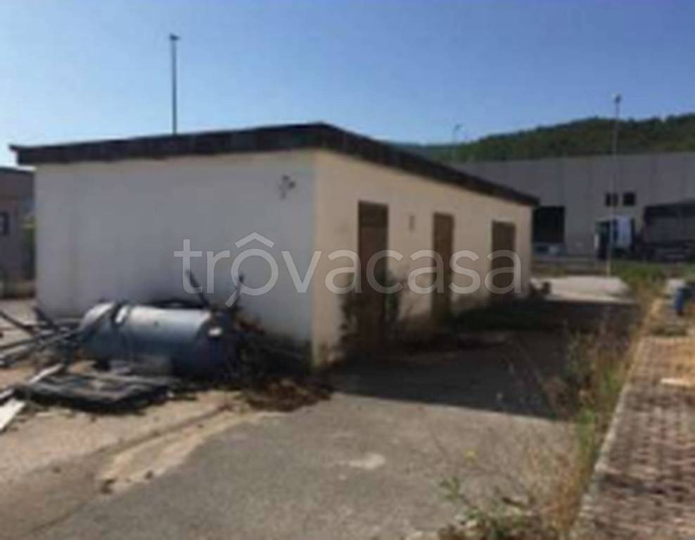 terreno edificabile in vendita a Tito