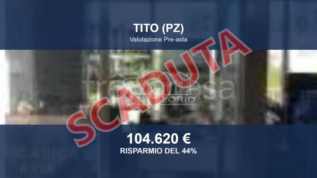 locale commerciale in vendita a Tito