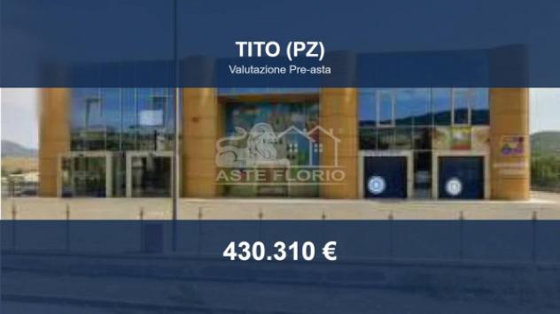 locale commerciale in vendita a Tito
