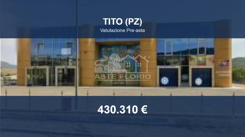 locale commerciale in vendita a Tito