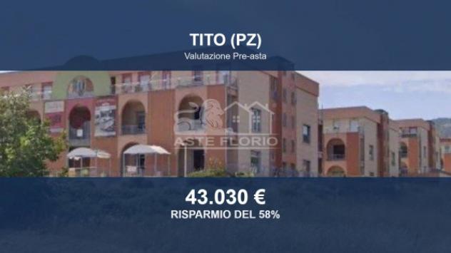 locale commerciale in vendita a Tito