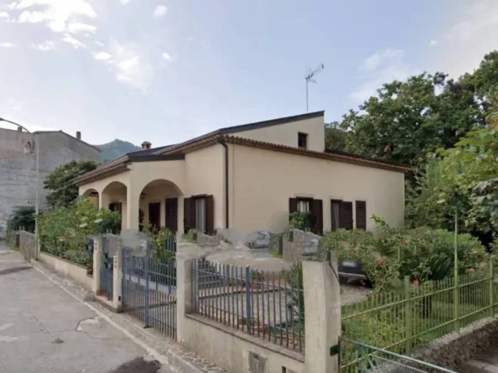 casa indipendente in vendita a Trecchina