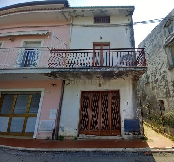 casa indipendente in vendita a Trecchina