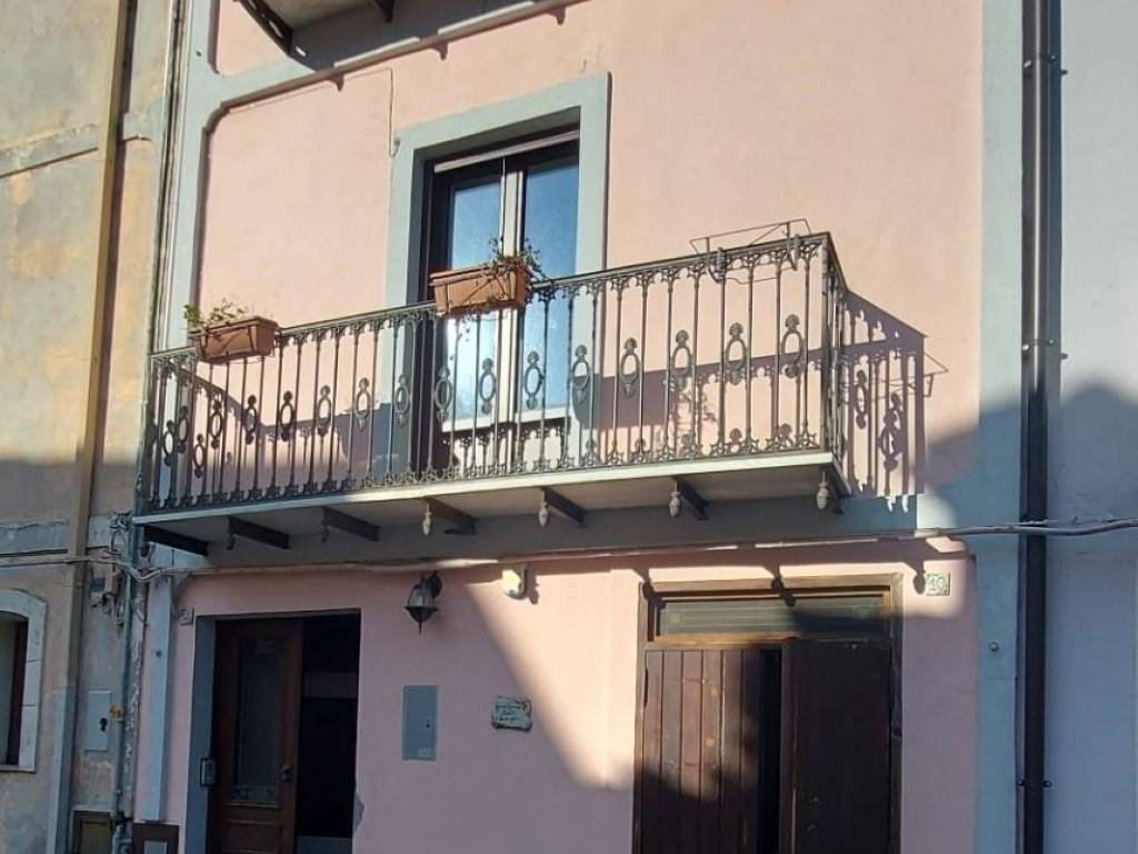 casa indipendente in vendita a Trecchina