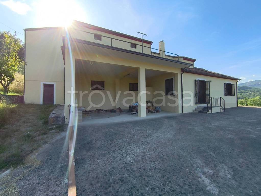 casa indipendente in vendita a Trecchina in zona Bolago