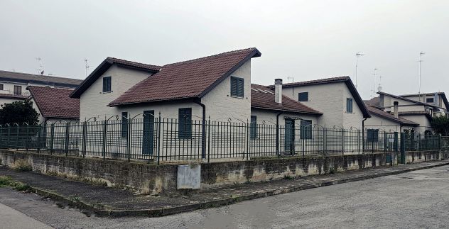 casa indipendente in vendita a Venosa