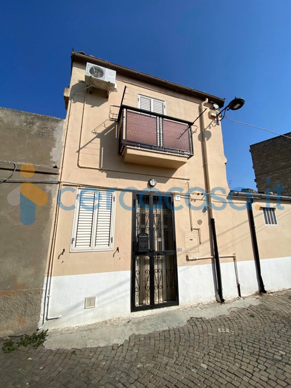 casa indipendente in vendita a Venosa