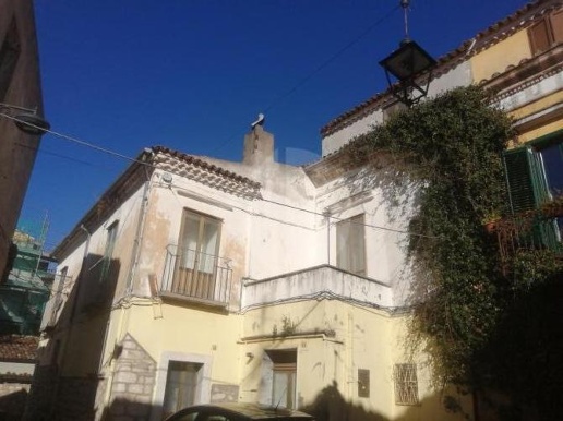 casa indipendente in vendita a Venosa
