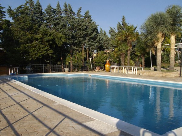 negozio in vendita a Venosa