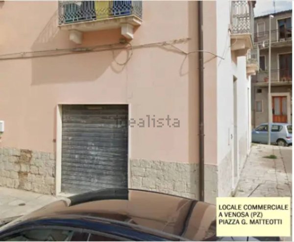 locale commerciale in vendita a Venosa