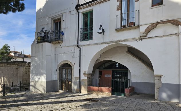 locale commerciale in vendita a Venosa