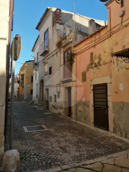 casa indipendente in vendita a Venosa