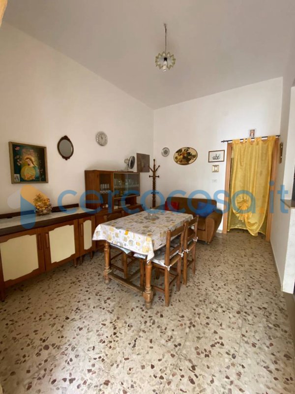 casa indipendente in vendita a Venosa