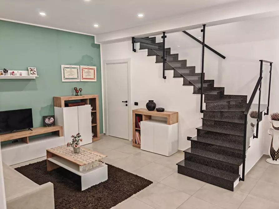 casa indipendente in vendita a Paterno