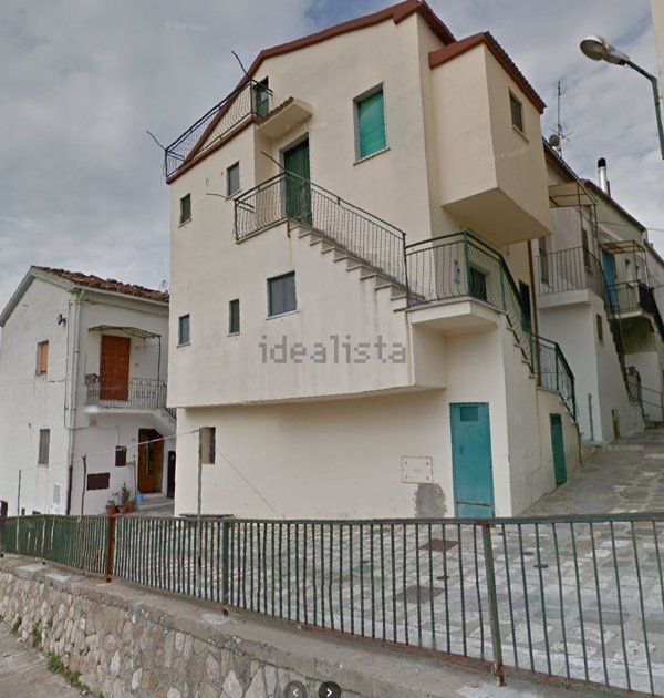 appartamento in vendita ad Accettura
