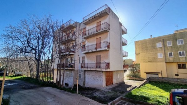 casa indipendente in vendita a Bernalda