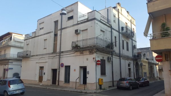 locale commerciale in vendita a Bernalda