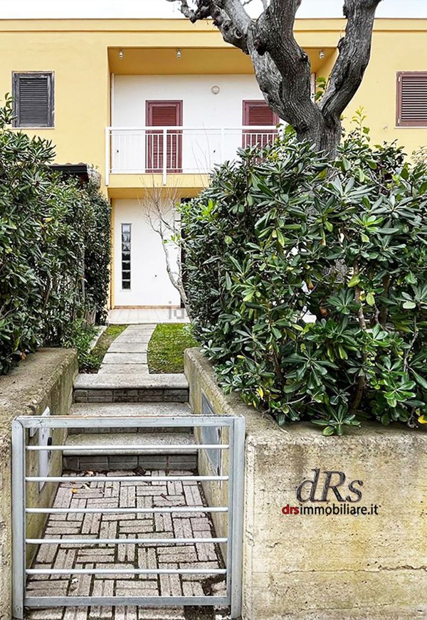 appartamento in vendita a Bernalda in zona Metaponto
