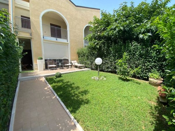 casa indipendente in vendita a Bernalda in zona Metaponto