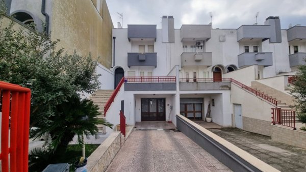 casa indipendente in vendita a Bernalda