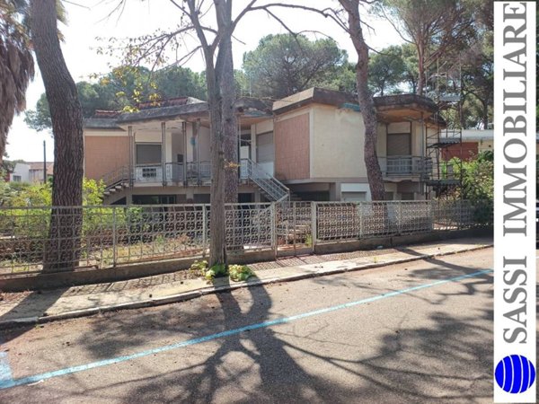 casa indipendente in vendita a Bernalda in zona Metaponto