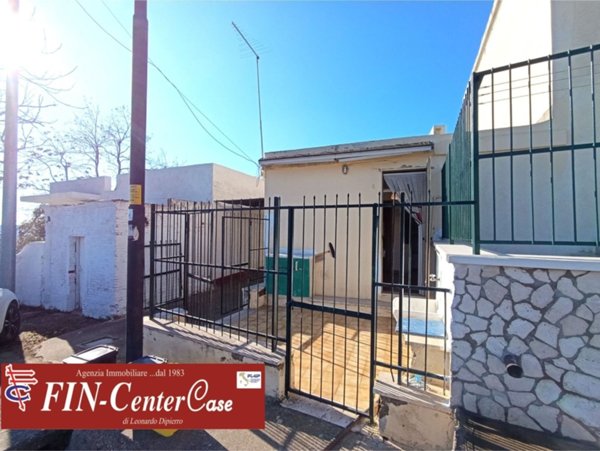 casa indipendente in vendita a Bernalda in zona Metaponto
