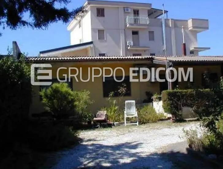 appartamento in vendita a Bernalda in zona Metaponto