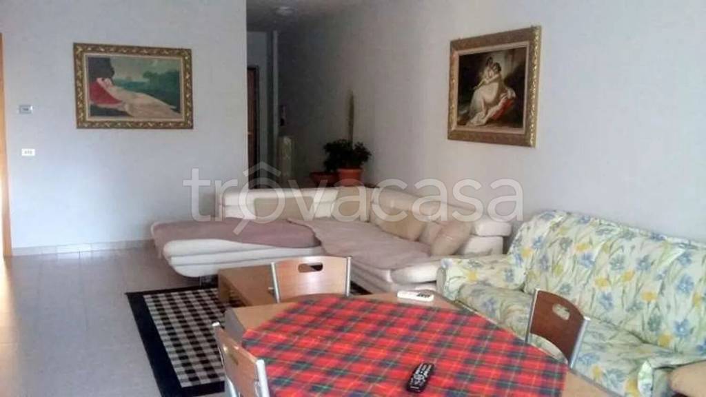 appartamento in vendita a Bernalda in zona Metaponto