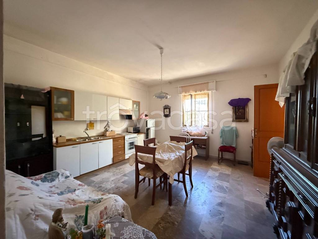 appartamento in vendita a Bernalda in zona Metaponto