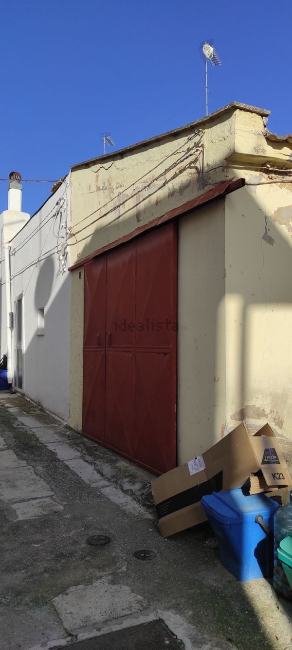 locale di sgombero in vendita a Bernalda