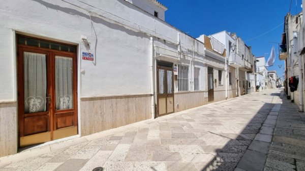 casa indipendente in vendita a Bernalda
