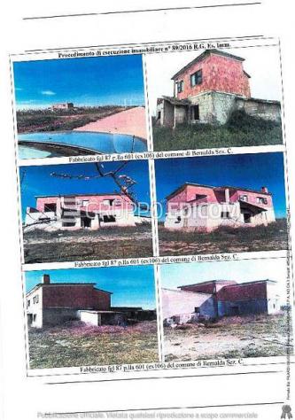 locale commerciale in vendita a Bernalda