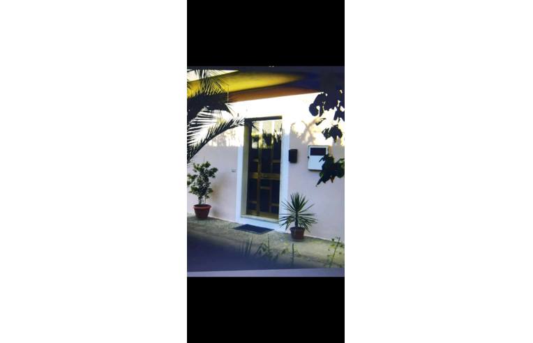 casa indipendente in vendita a Bernalda