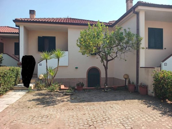 appartamento in vendita a Bernalda in zona Metaponto