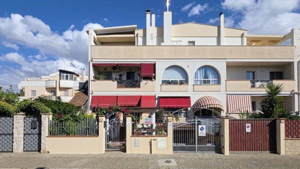 casa indipendente in vendita a Bernalda