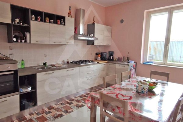 casa indipendente in vendita a Ferrandina