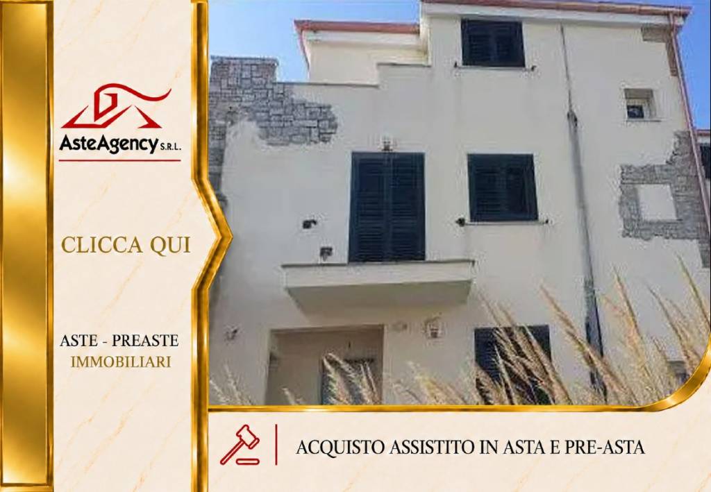 casa indipendente in vendita a Ferrandina