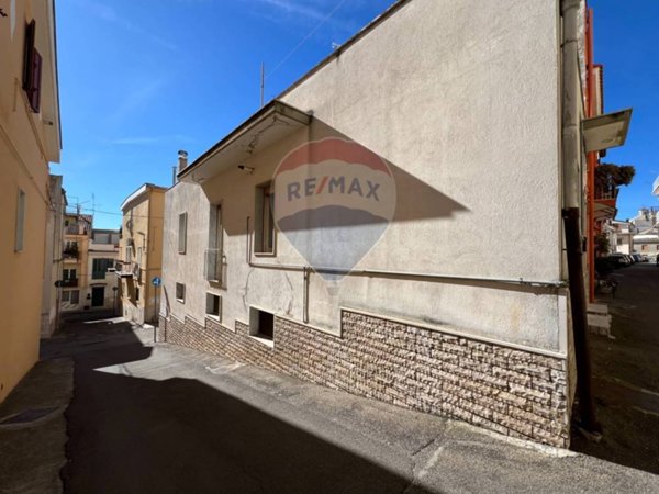 casa indipendente in vendita a Grassano