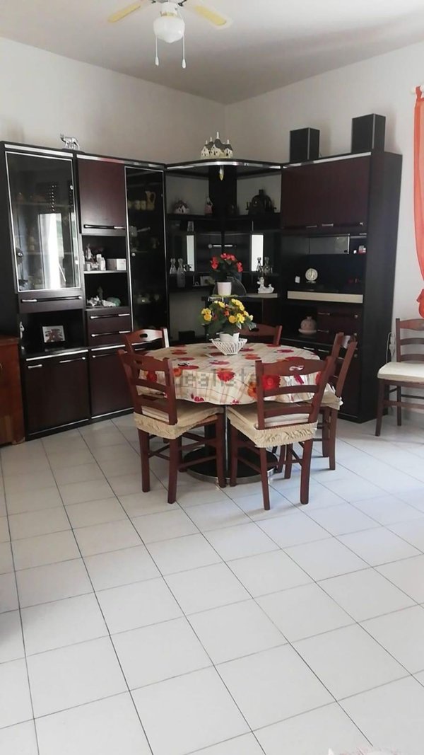 casa indipendente in vendita a Grassano