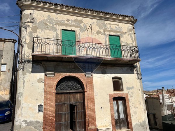 casa indipendente in vendita a Grassano