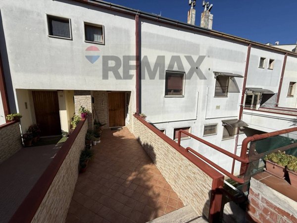 casa indipendente in vendita a Grassano