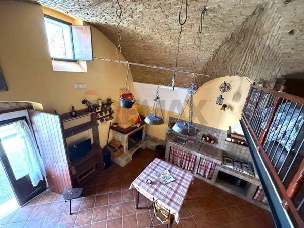 casa indipendente in vendita a Grassano