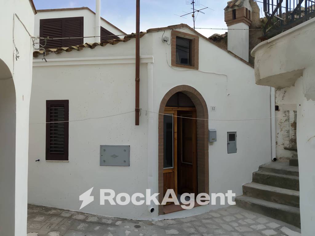 casa indipendente in vendita a Grottole