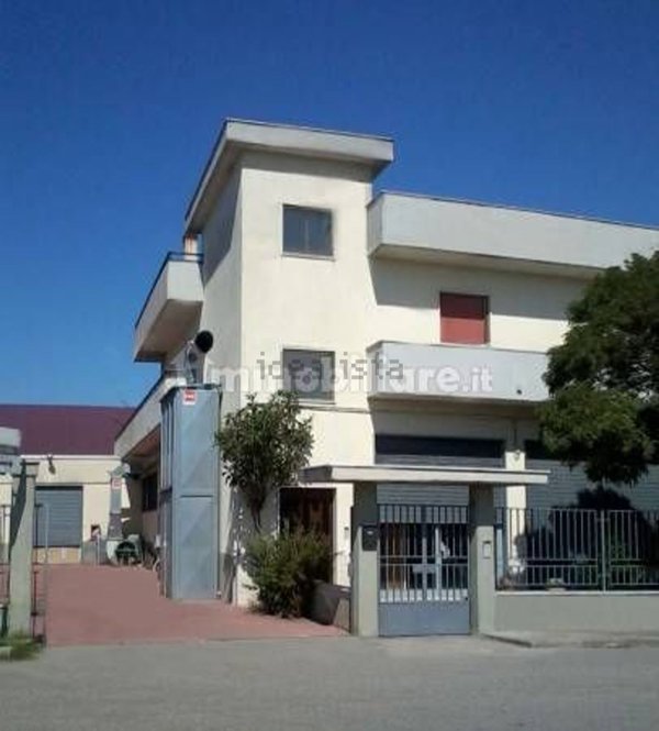 appartamento in vendita ad Irsina