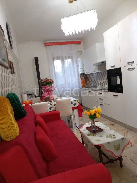 casa indipendente in vendita ad Irsina